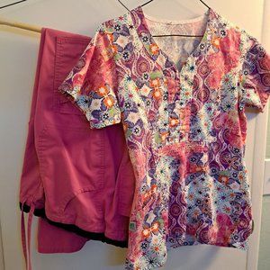 Scrub set